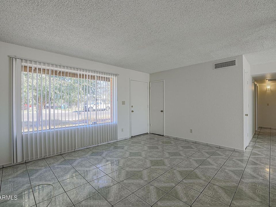 1st image of 3020 N 87th Ave