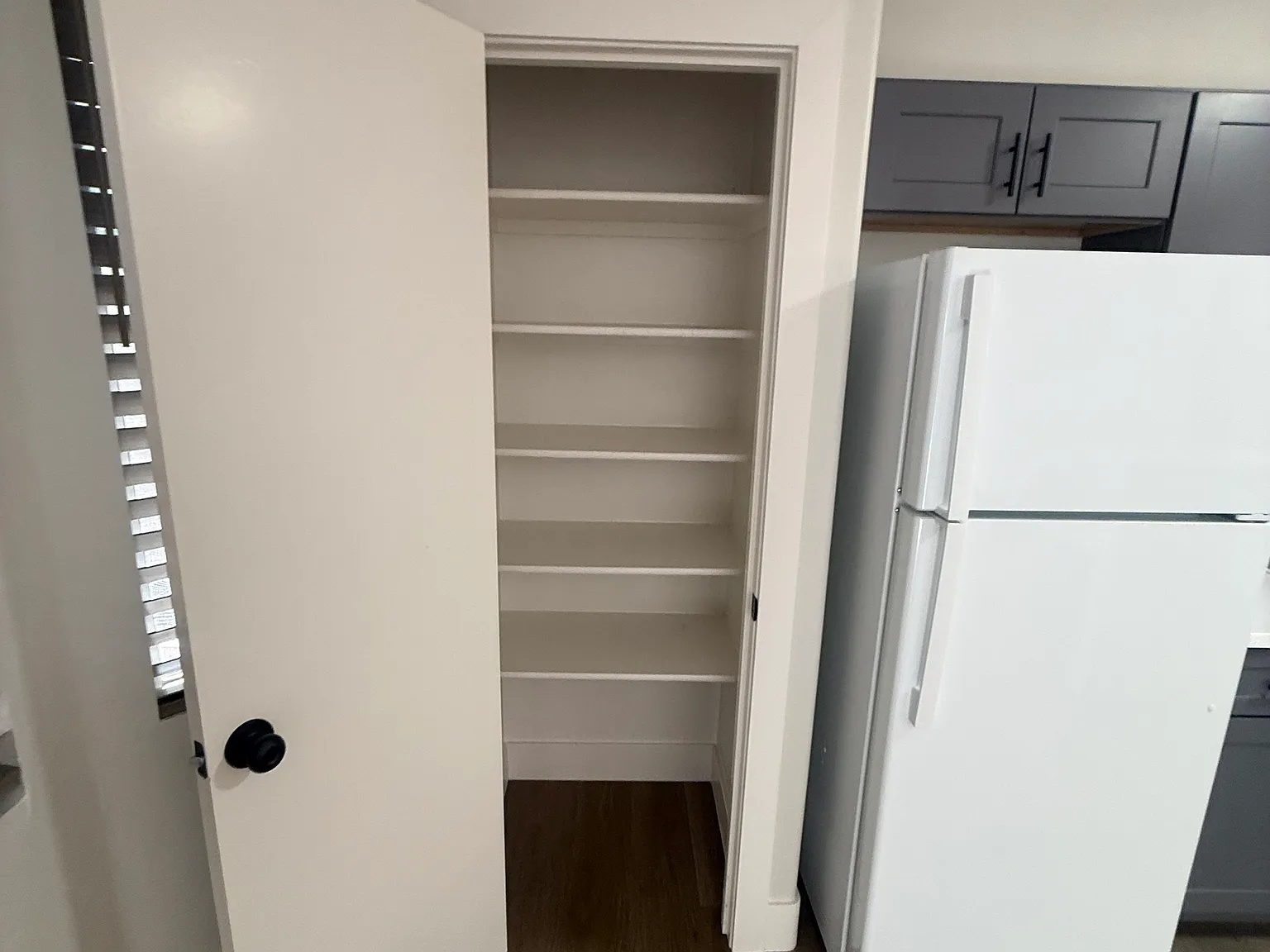 2 bed, 800 sqft, $1,500 — Photo 4