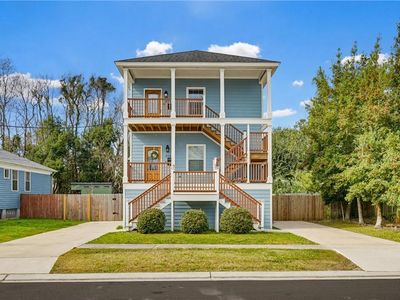 5746-48 Cameron Blvd, New Orleans, LA, 70122