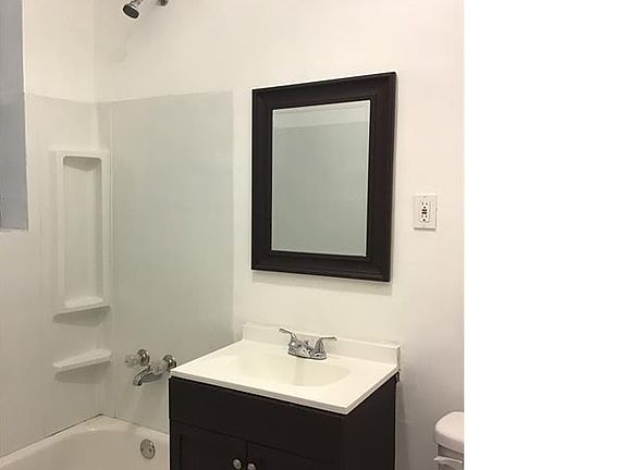 5th image of 6952 S Clyde Ave #0