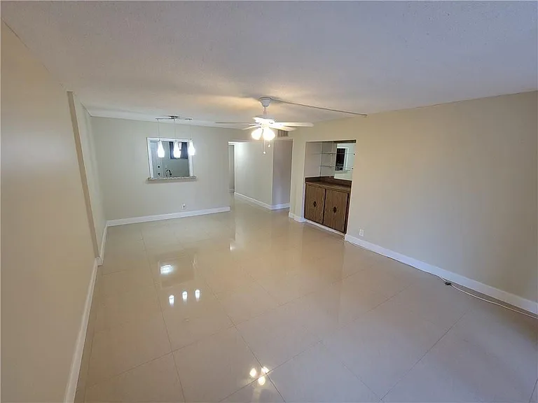 404 NW 68th Ave #316 — Photo 3