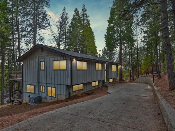 6190 Terrace Dr, Pollock Pines, CA 95726