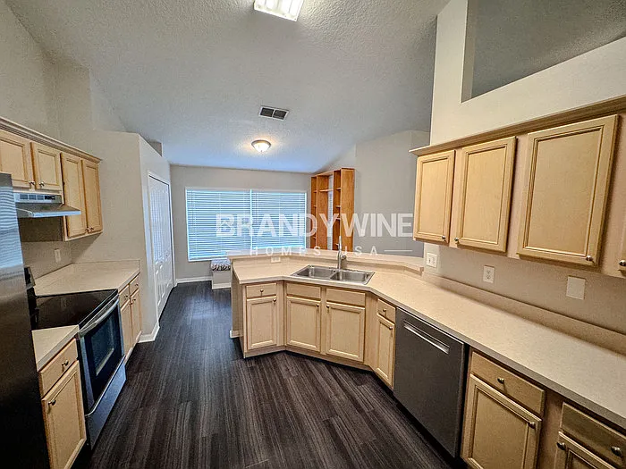 11548 Grand Bay Blvd — Photo 10