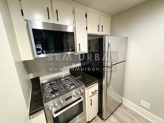 3rd image of 3909 Florida St APT 103