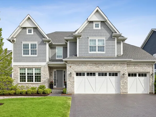 1102 White Pine Ln, Western Springs, IL 60558