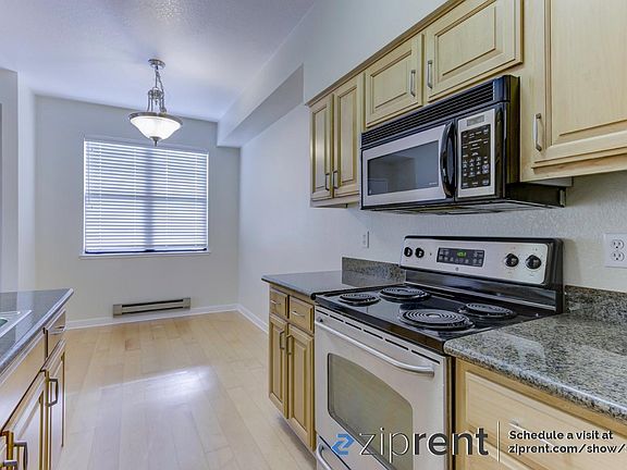 5th image of 83 Shoreline Ct