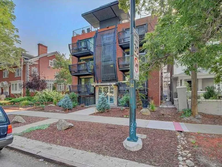 1336 N Logan St #301 — Photo 11