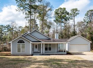 305 Saint Clair Dr, Leesburg, GA 31763