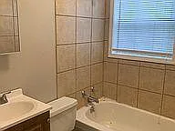1225 Selman St — Photo 2