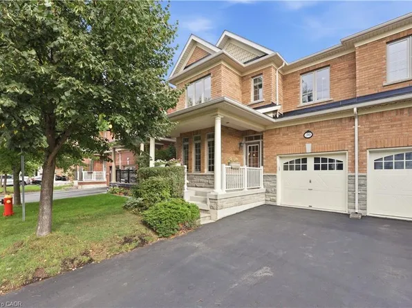 36 Aird Ct, Milton, ON L9T 3Y1