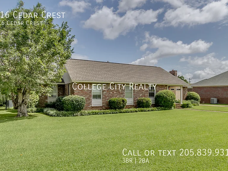 216 Cedar Crst — Photo 2