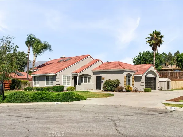 12825 Poppy Ct, Yucaipa, CA 92399