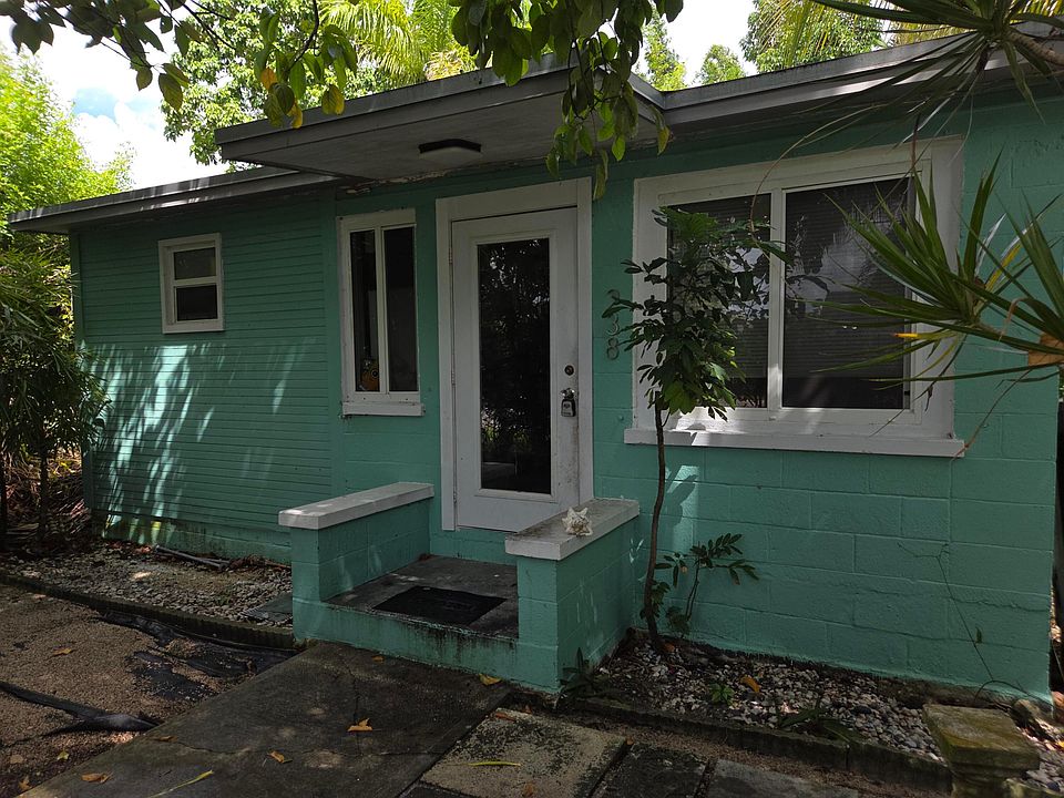 1st image of 238 SW 1st Street