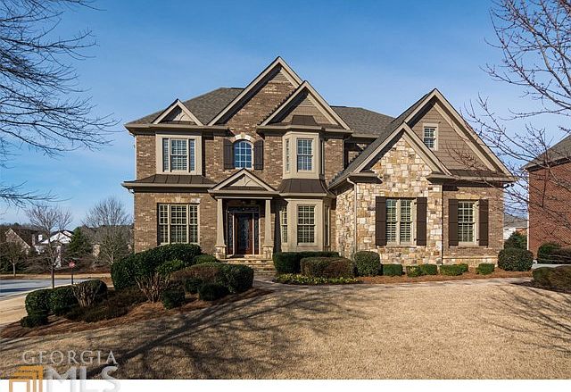 1st image of 372 Grassmeade Way