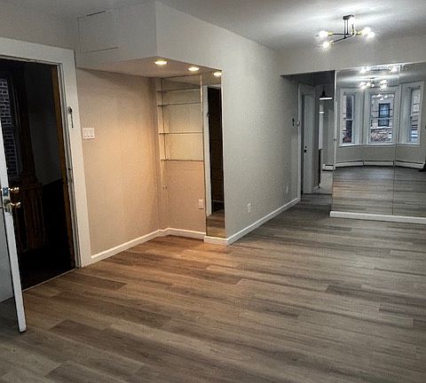 5th image of 423 52nd St #2