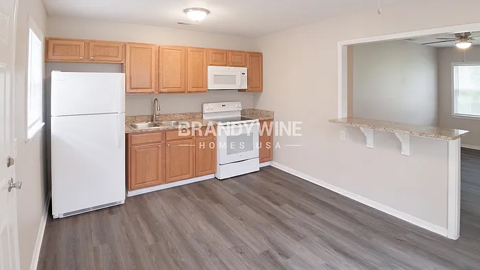 2610 E Annie St — Photo 5