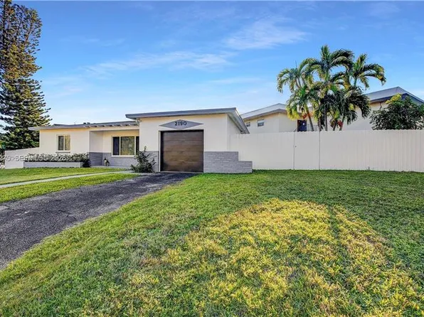 2190 NE 169th St, North Miami Beach, FL 33162