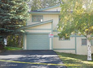 9221 Strathmore Dr, Anchorage, AK 99502