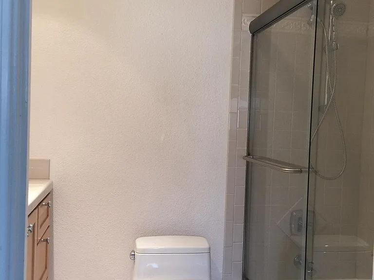 2nd Bathroom - Shower over Tub