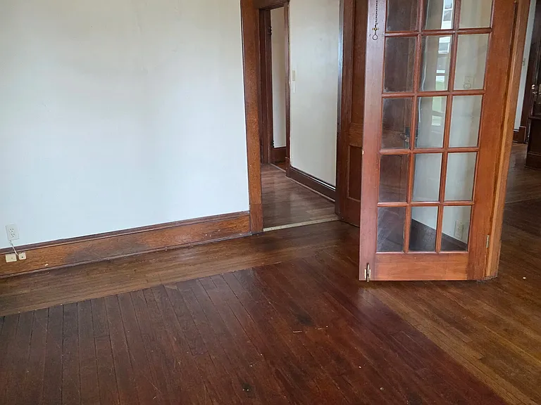 239 Burt Ave — Photo 14
