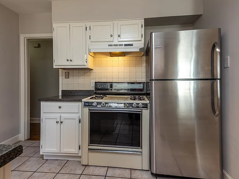 500 Colonial Rd — Photo 19