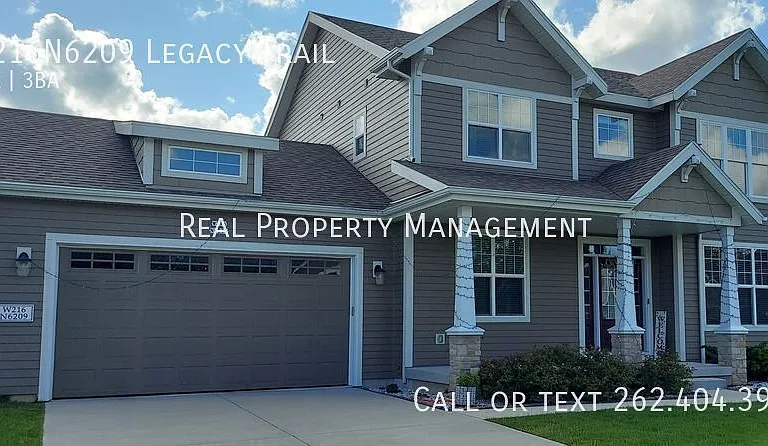 W216N6209 Legacy Trl — Photo 1