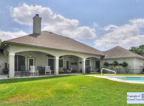 2nd image of 131 Rock Dove Ln