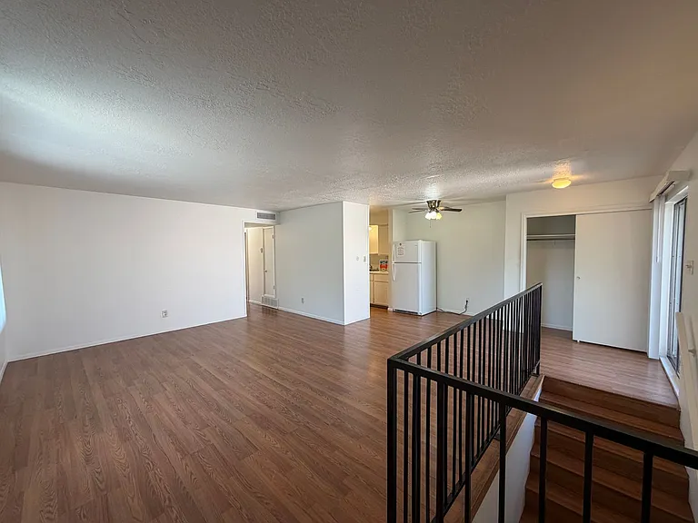 8444 Spain Rd NE — Photo 27