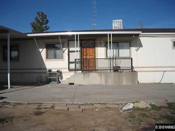2nd image of 5815 Pearl Dr
