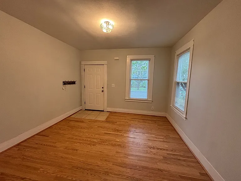 Multi Family Complex with 3 Newly Renovated Units on Tipp Hill — Photo 11