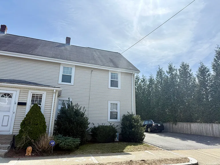 18 Pine St #1 — Photo 26