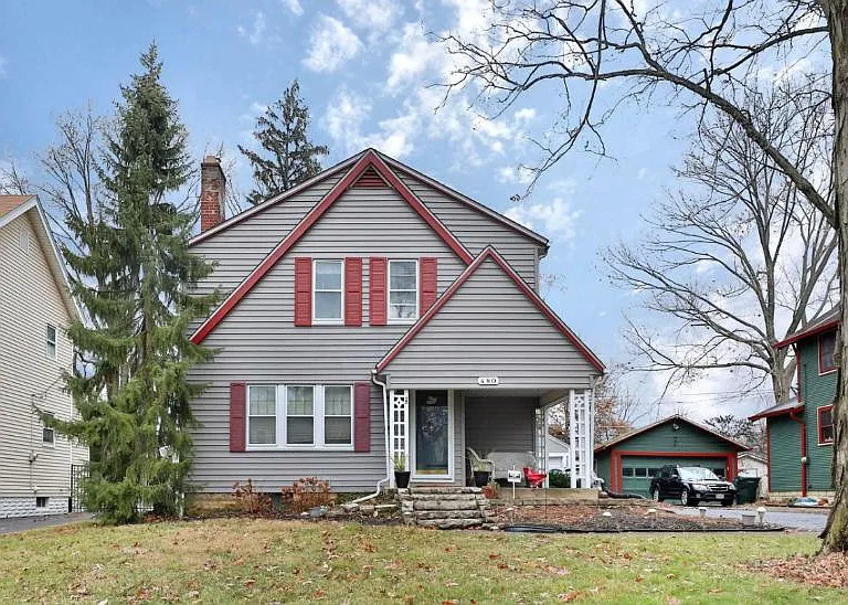 480 Brevoort Rd — Photo 1
