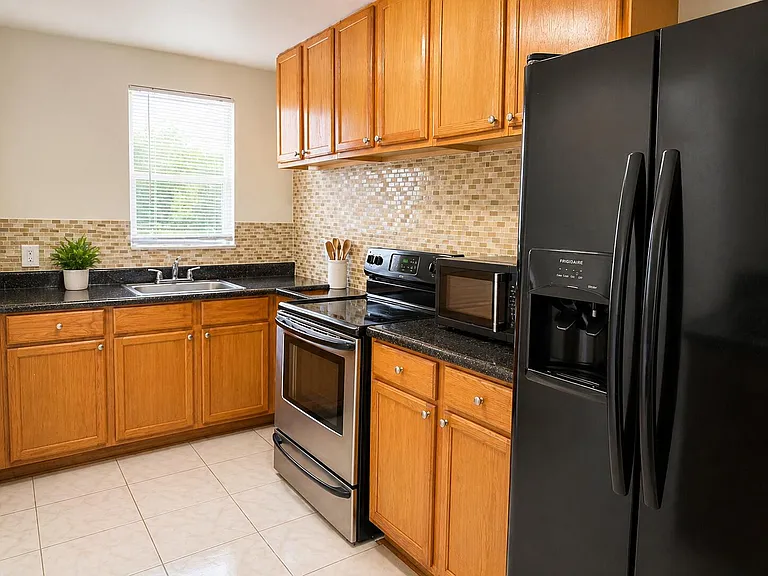 3750 NW 115th Ave #6 — Photo 3