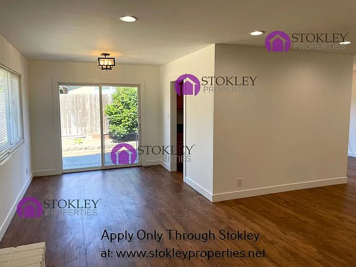 723 Slater Ave — Photo 4
