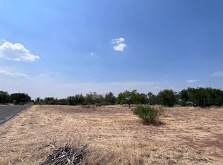 E Green St, Llano, TX 78643