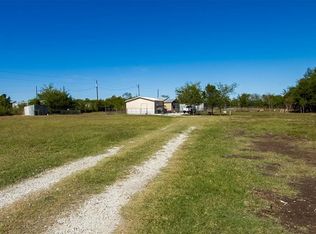 8808 Gregory Rd, Valley View, TX 76272
