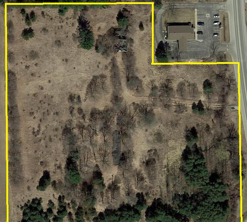 1st image of 2600 S Van Dyke Rd