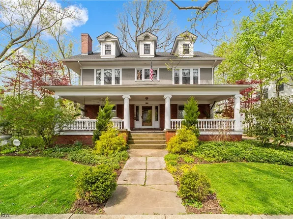 2346 Bellfield Ave, Cleveland Heights, OH 44106
