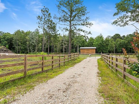 2nd image of 5747 Retreat Rd