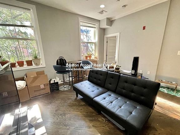22 Hancock St. #301 Boston - Beacon Hill Unit Photo 2