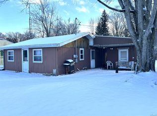 5333 Berry Lake Dr, Reading, MI 49274