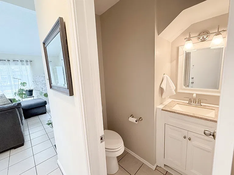 14206 Rosseau St — Photo 18