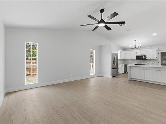 5th image of 505 LAKE CHARM DRIVE