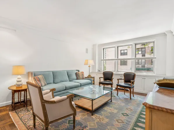 241 East 76th Street 2E image 1 of 6