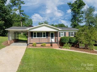 308 Maple St, Hudson, NC 28638