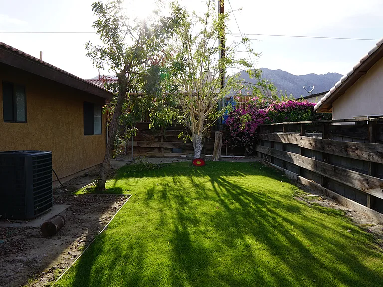 53805 Avenida Martinez — Photo 24