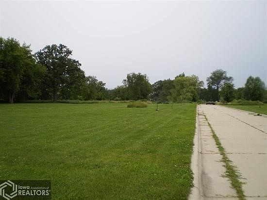 2nd image of 5 Armory Ln