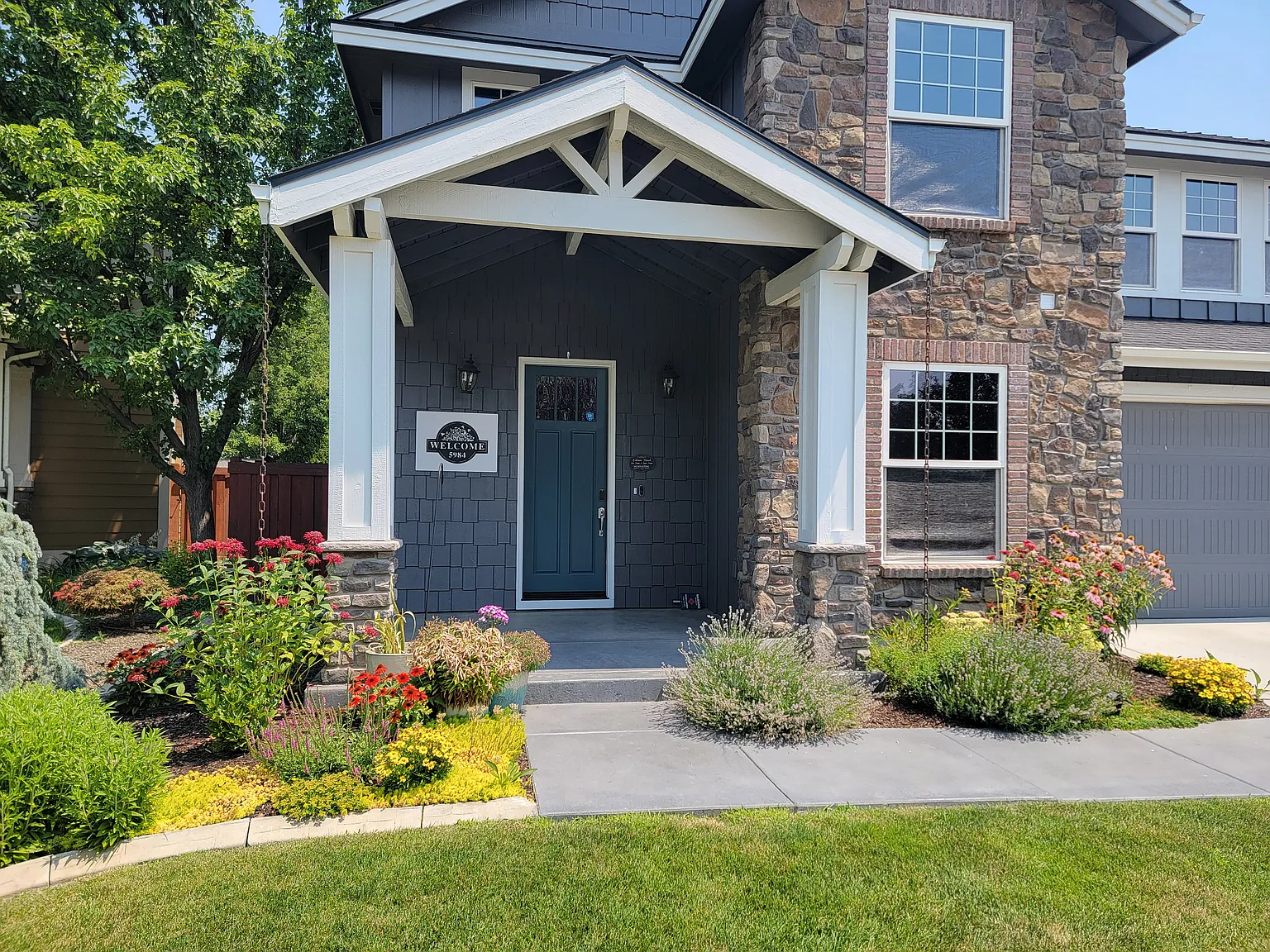 4 bed, 3139 sqft, $3,500 — Photo 2