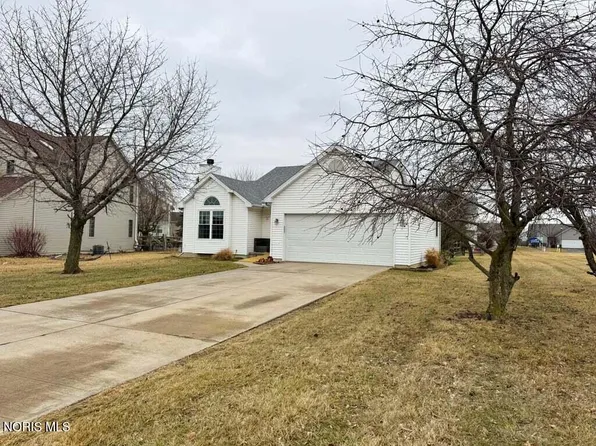 29751 Brookview Ct, Perrysburg, OH 43551