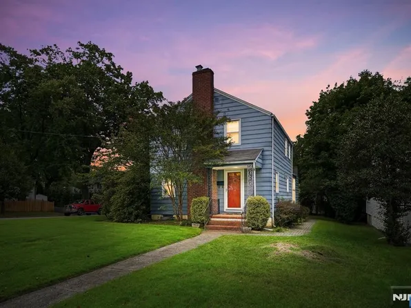 125 Midwood Road, Glen Rock, NJ 07452
